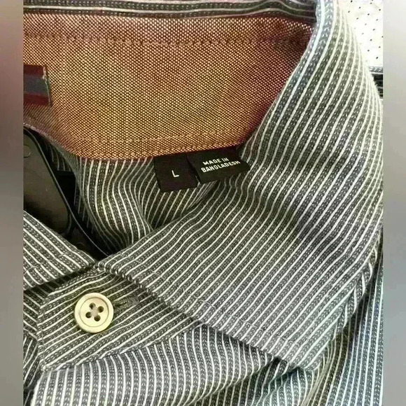 Hugo Boss Large dress Shirt - Picture 6 of 6